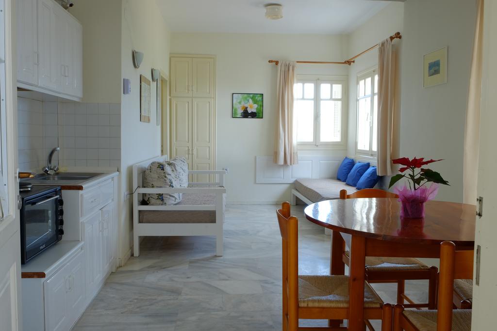 Dialinas Apartments อิสตรอน ห้อง รูปภาพ